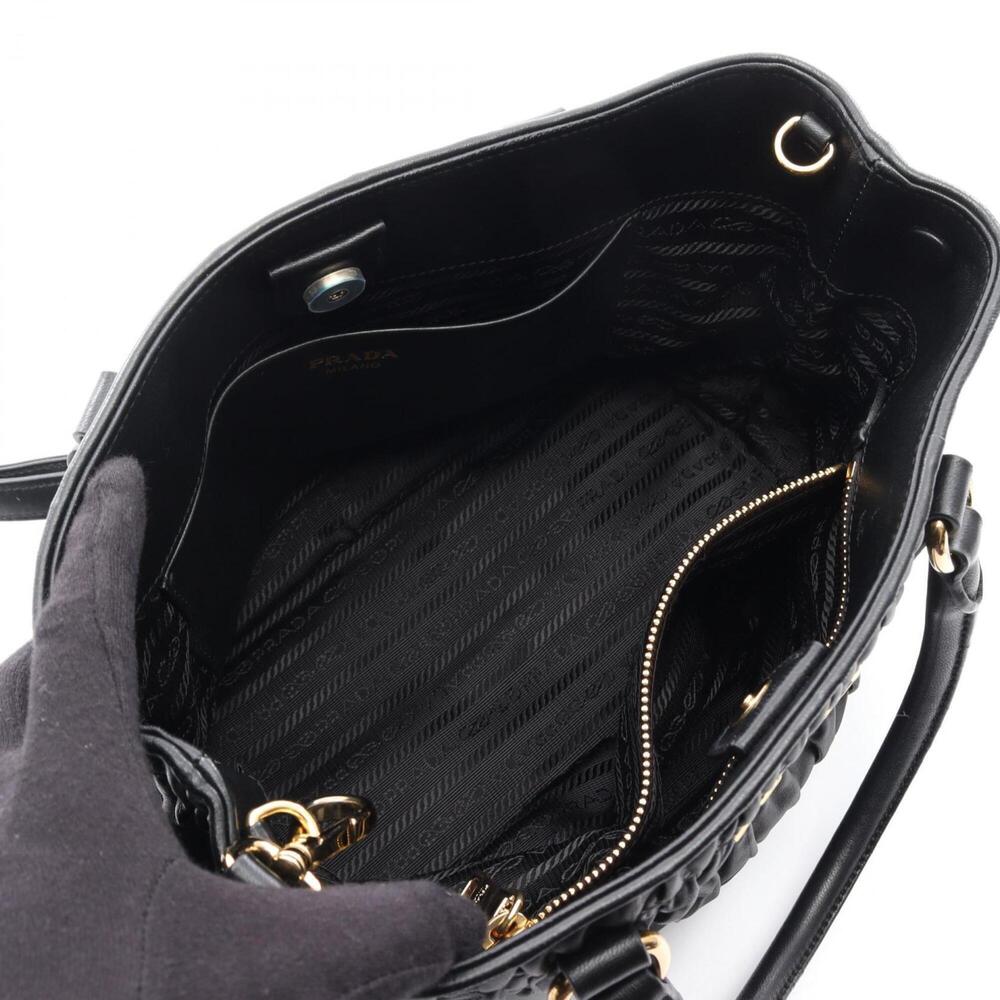 PRADA Bag - Picture 3 of 16